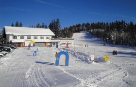 Berghaus mit Kinderland und Florkogel, © Mostviertel