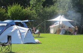 Camping Life am XXL Zeltplatz, © KTech