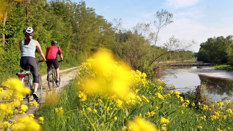 Radfahren am Traisentalradweg, © Mostviertel Tourismus, weinfranz.at