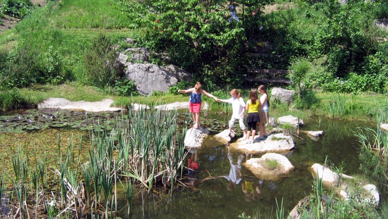 Idyllisches Natur-Biotop im Naturhotel Steinschalerhof, © Steinschalerhof