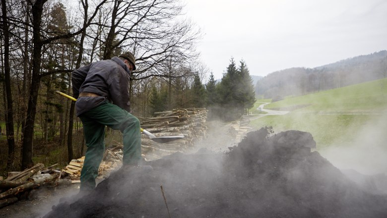 Produktion Wald Köhlerei Hochecker, © Dieter Brasch