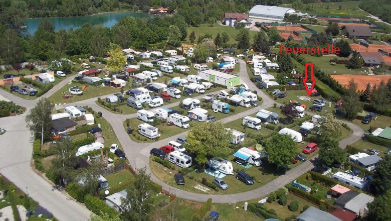 Der Campingplatz mit Feuerstelle, © Helmut Neuhauser