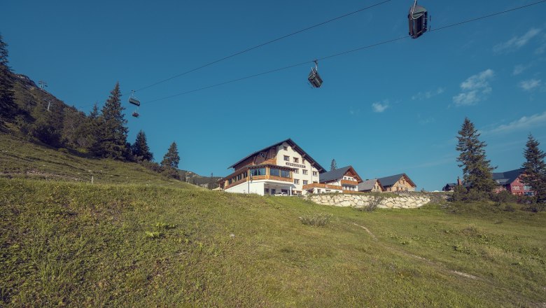 JoSchi Almgasthof Hochkar im Sommer, © Martin Stellenberger/JoSchi Hochkar GmbH