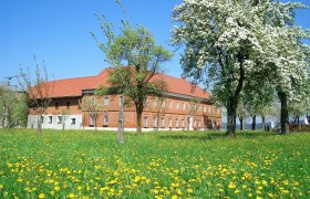 Eindrucksvolle Vierkanter liegen entlang der Strecke, © Illich-Edlinger Hans