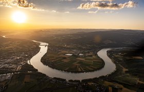 Donauschlinge bei Ybbs-Persenbeug, © Robert Herbst