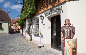 Kulturleitsystem: Sprechende Römer in Traismauer, © Stadtgemeinde Traismauer