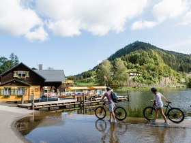 Radfahrer in Lunz am See, © schwarz-koenig.at