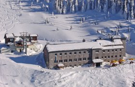 Beliebtes Ziel für Wintersportler, das ÖTK-Schutzhaus am Ötscher, © ÖTK