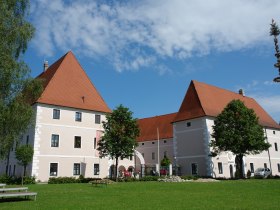 Das Schloss Zeillern im Mai, © Stefan Kuntner/Schloss Hotel Zeillern