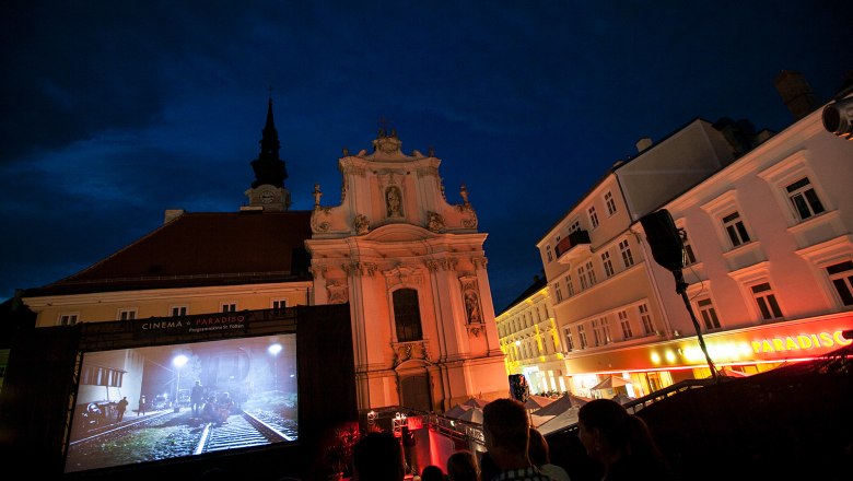 Kino am Rathausplatz, © schwarz-koenig.at