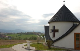 Ausblick auf die Gemeinde Wolfsbach, © Josef Penzendorfer